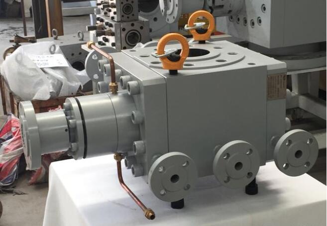 melt gear pump