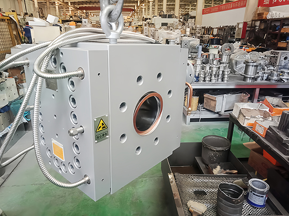 PET extrusion melt pump