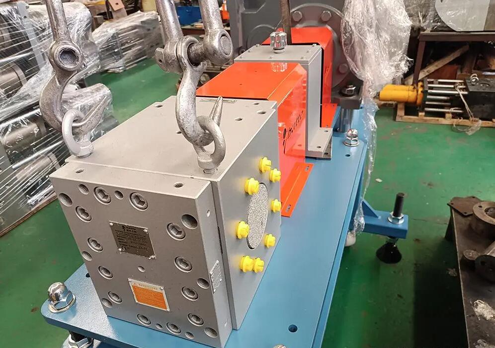 rubber melt gear pump